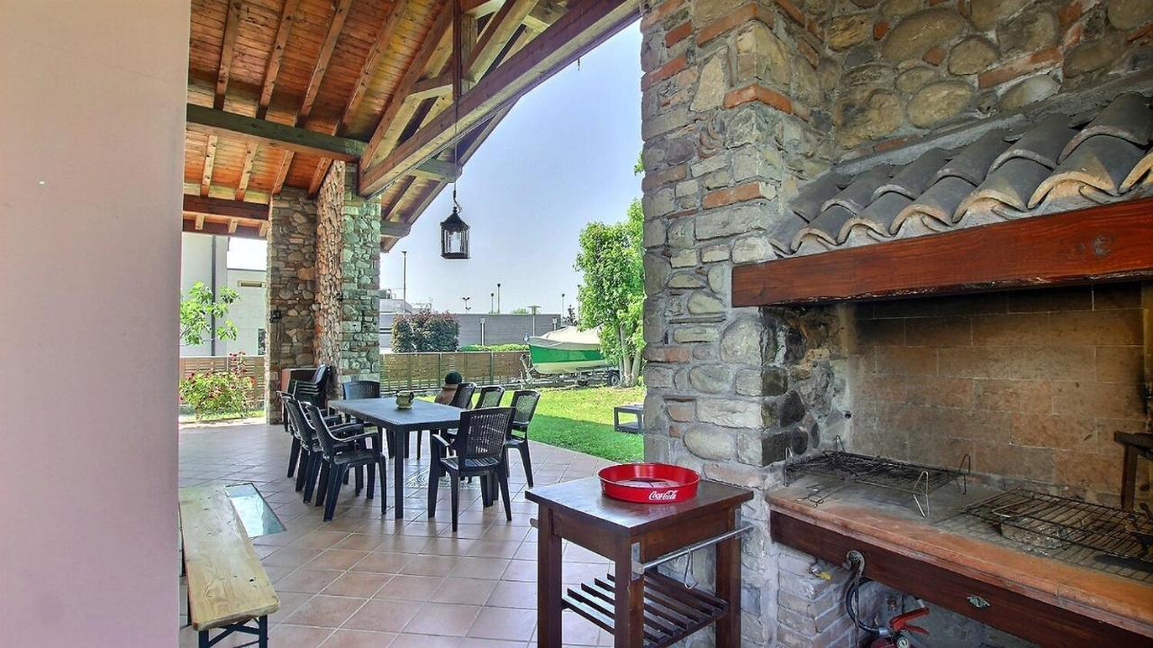 Villa Mio Desenzano del Garda Buitenkant foto