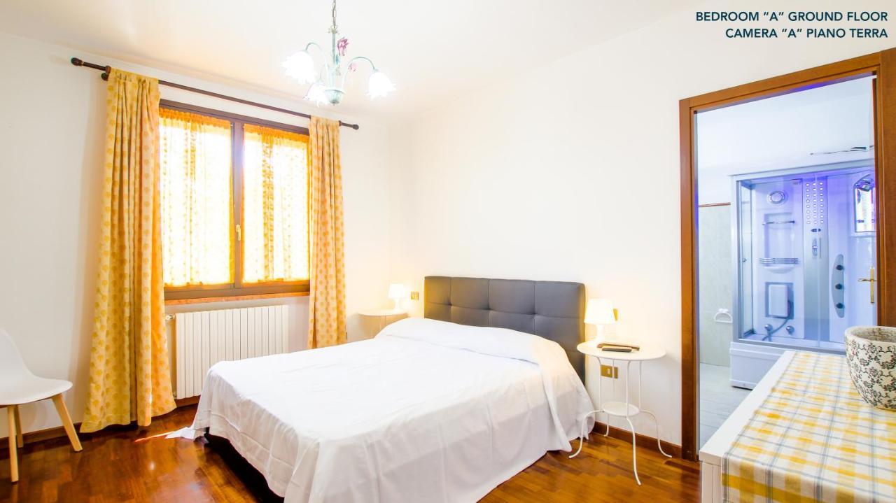 Villa Mio Desenzano del Garda Buitenkant foto